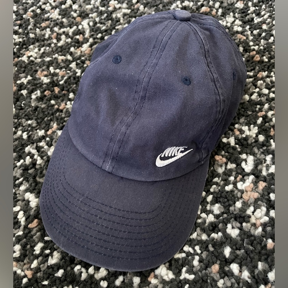 Nike navy hat